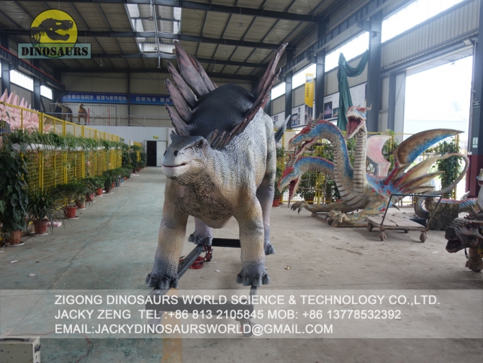 animatronic stegosaurus